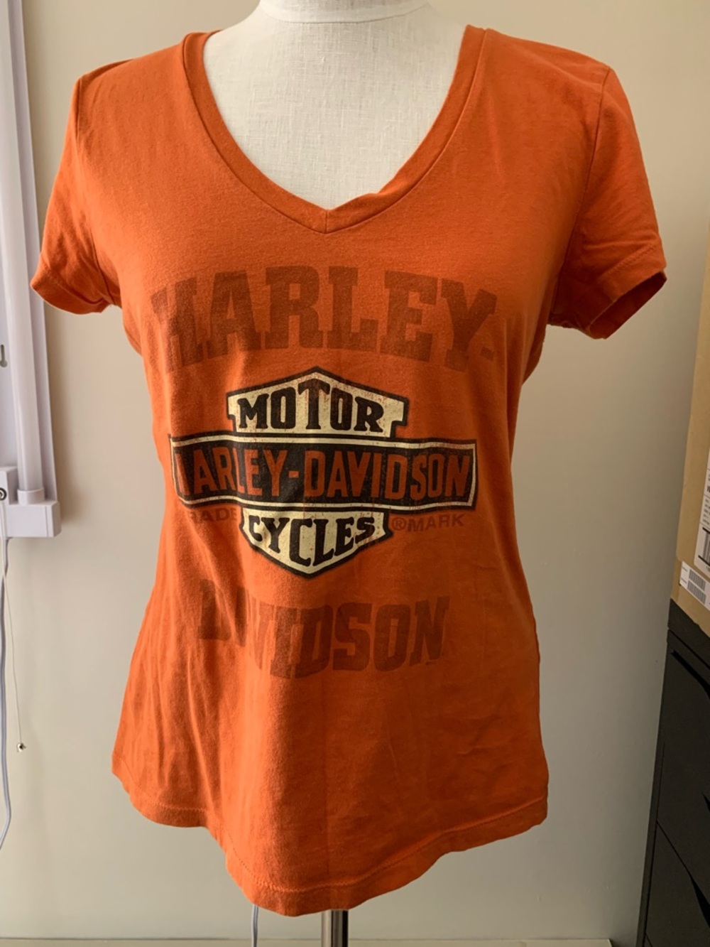 Harley-Davidson Orange V-Neck Short Sleeve Tee large
